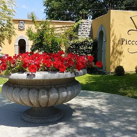 Aparthotel Piccolo Feudo *
